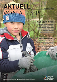 Die Titelseite der Aprilausgabe zeigt einen Buben mit bunter Haube und Jacke vor einem unscharfen Waldhintergrund. Er trägt Handschuhe und wirft Müll in einen grünen Müllsack während er in die Kamera blickt.